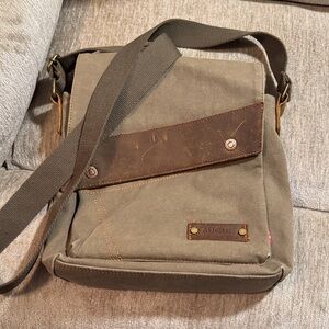 Augur Olive Canvas Messenger Bag with Leather Trim